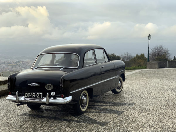 amor e um clássico aluguer carro taunus casamento eventos