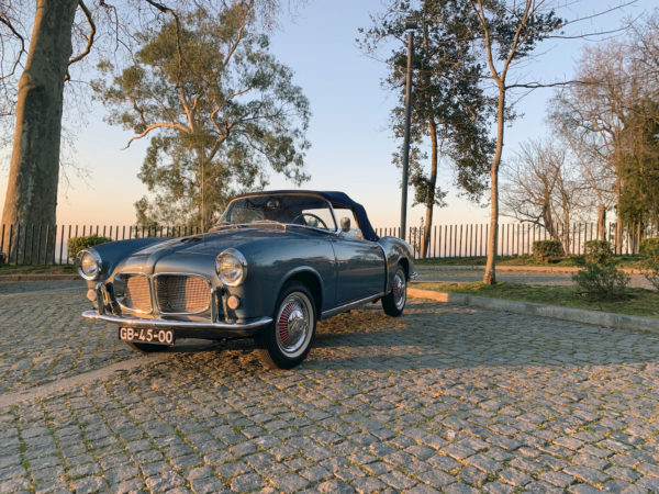 amor e um clássico aluguer carro fiat casamento eventos