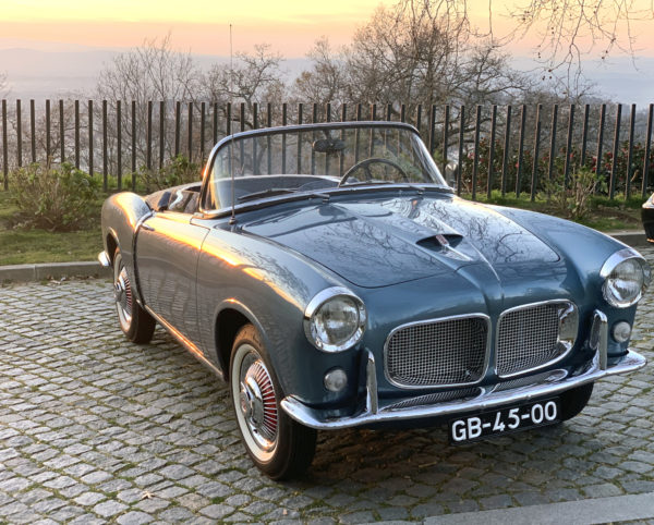 amor e um clássico aluguer carro fiat casamento eventos