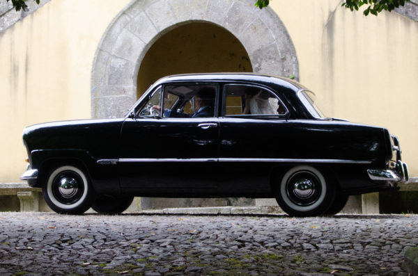 amor e um clássico aluguer carro taunus casamento eventos